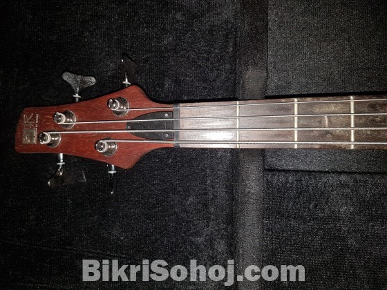 Ibanez SR500 Bass with Hardcase for SALE